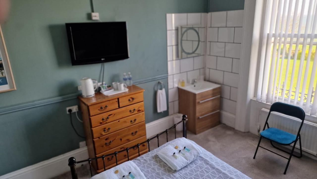 Westward Ho Hotel フォークストン エクステリア 写真