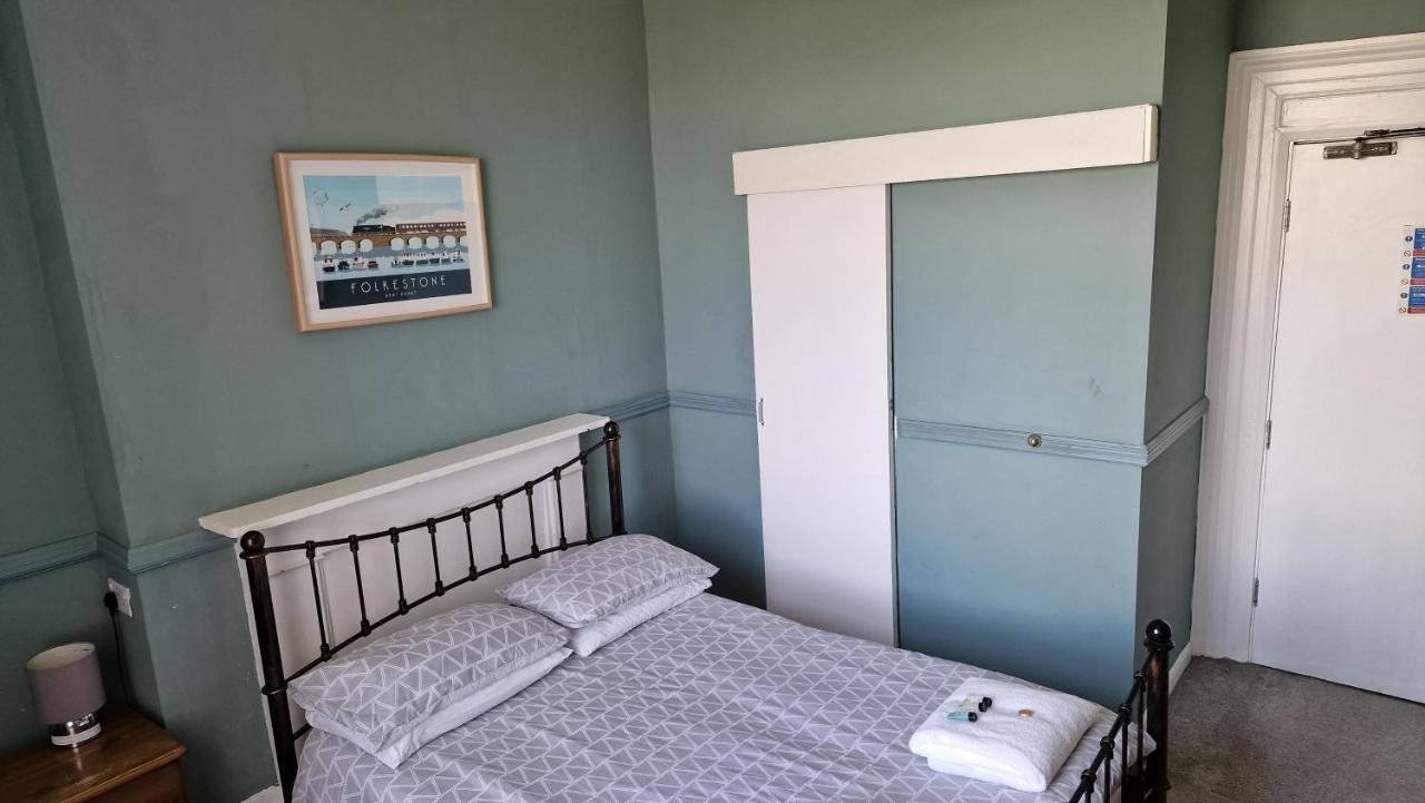 Westward Ho Hotel フォークストン エクステリア 写真